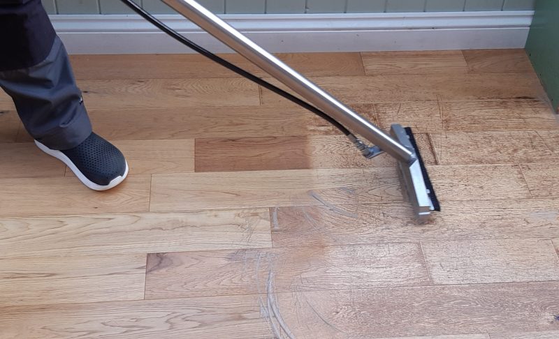 Hard Floor Cleaning Services – The Best Way to Have A Developed Country