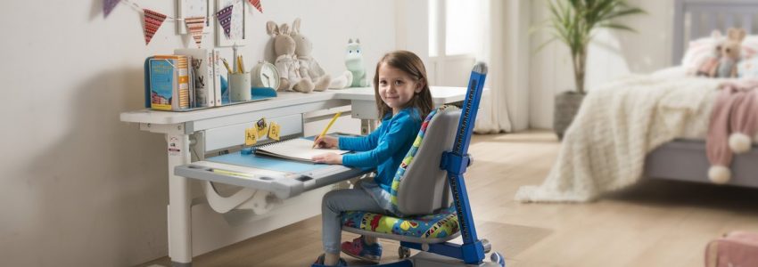 Choose ergonomic furniture for your children
